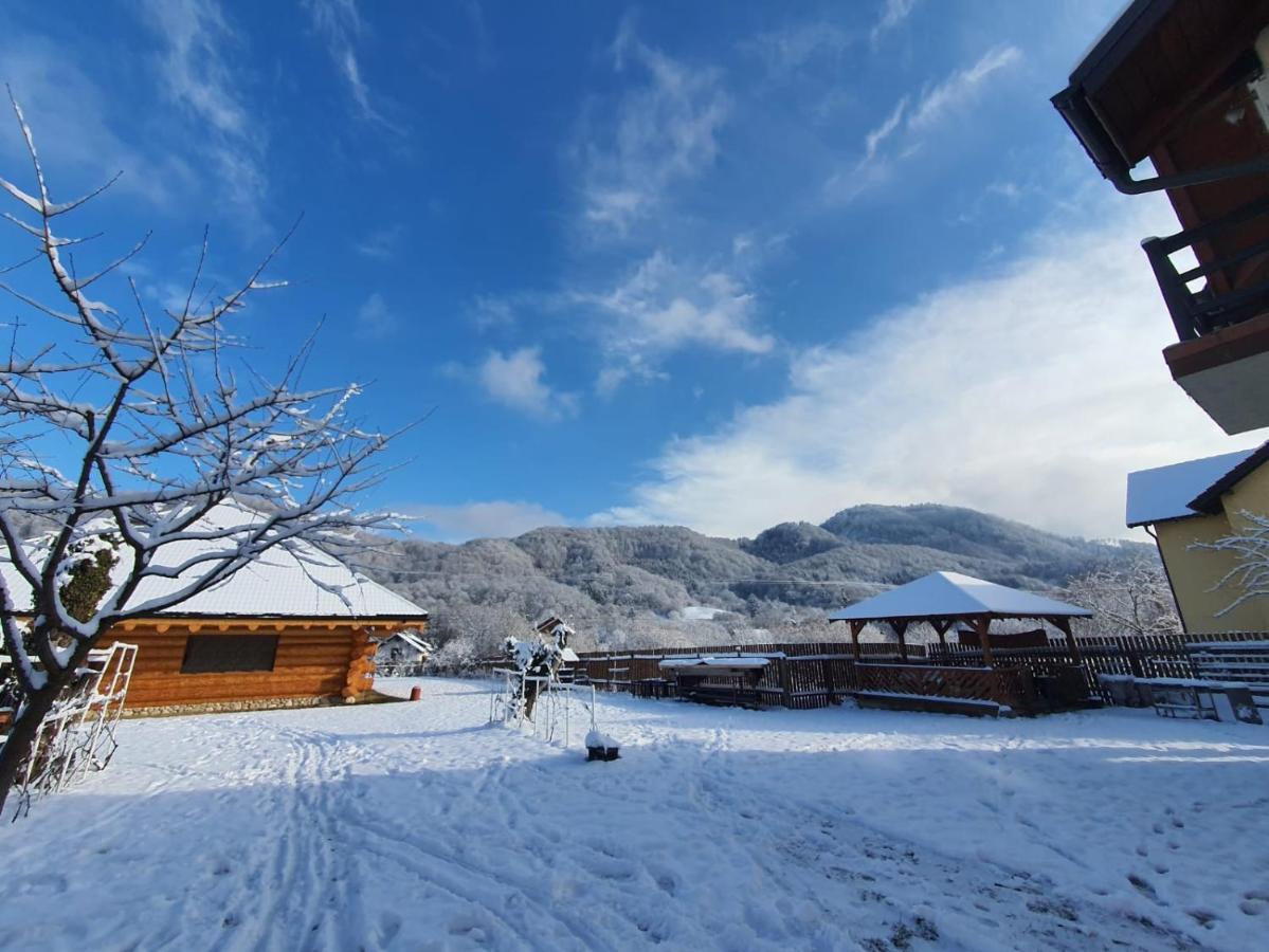 Hasienda Rîşnov Esterno foto